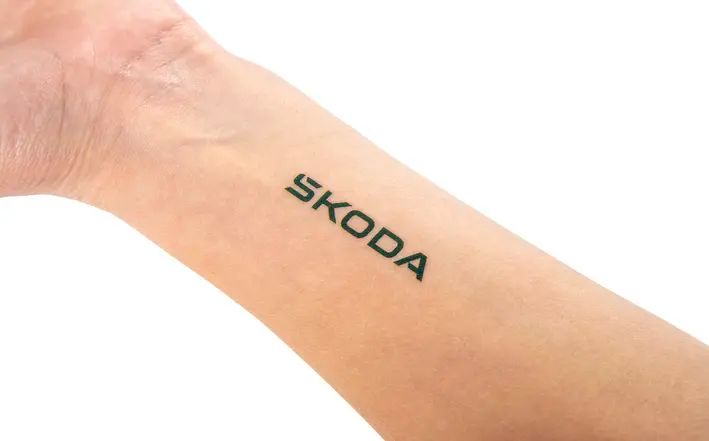 Škoda Klebetattoos, 4 Stück